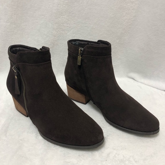 Blondo Waterproof Suede Ankle Boots Size 9.5 Boho Granola Girl Western Country - Picture 1 of 14